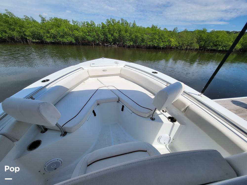 Slide: The Image of Sea Hunt Ultra 211 2020 - 14778007