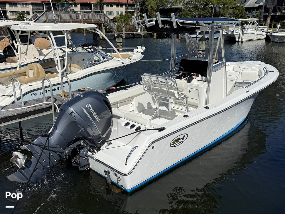 Slide: The Image of Sea Hunt Ultra 225 2017 - 13