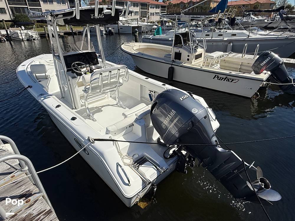 Slide: The Image of Sea Hunt Ultra 225 2017 - 16