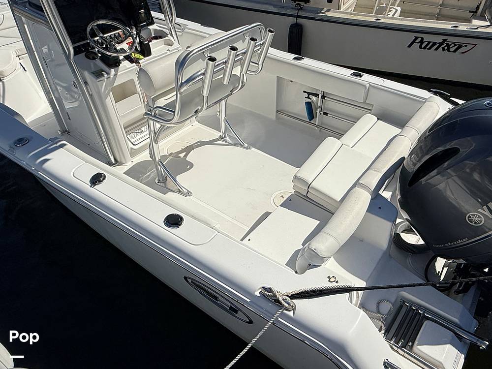Slide: The Image of Sea Hunt Ultra 225 2017 - 27