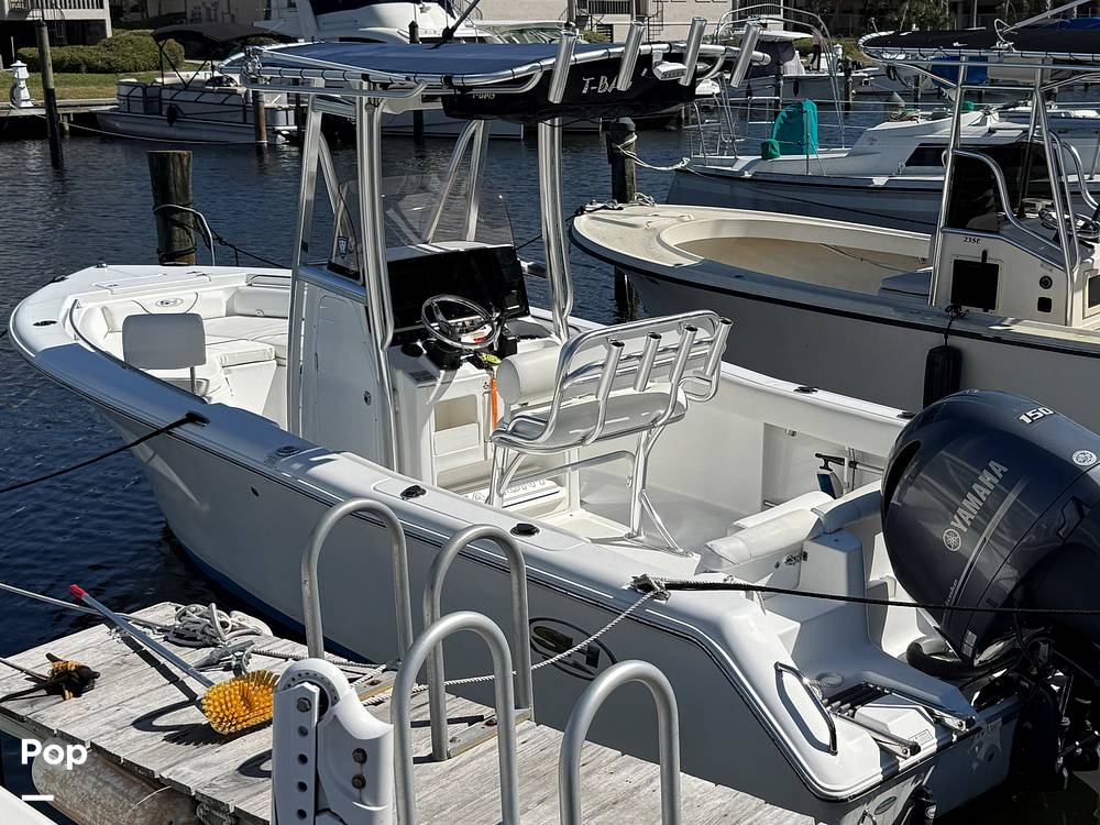 Slide: The Image of Sea Hunt Ultra 225 2017 - 30