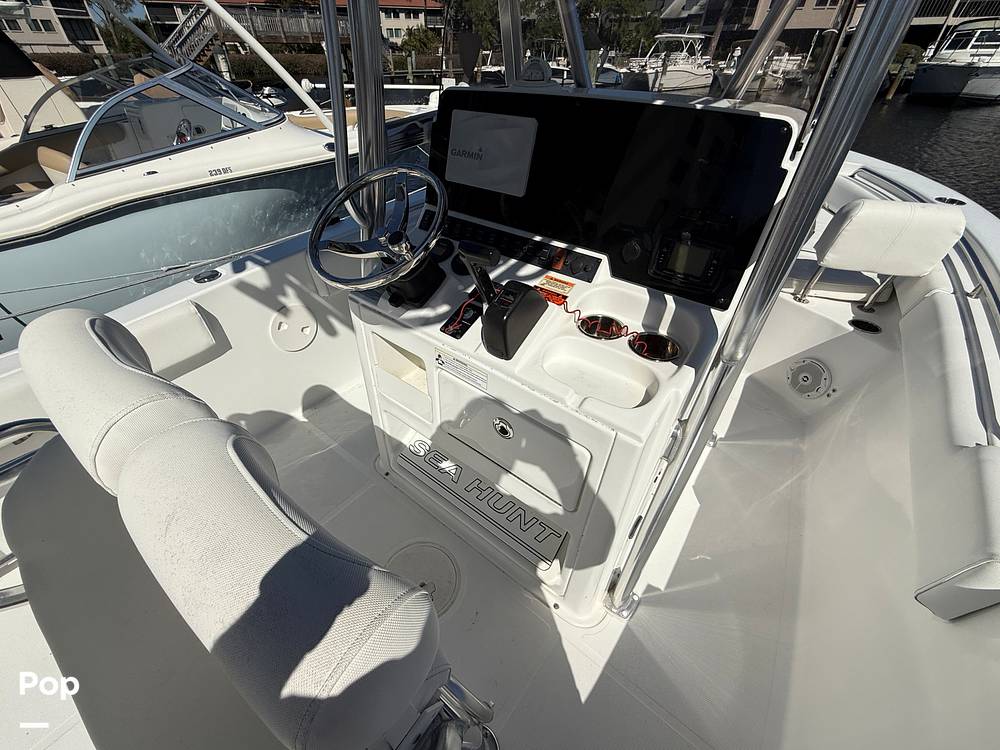 Slide: The Image of Sea Hunt Ultra 225 2017 - 44