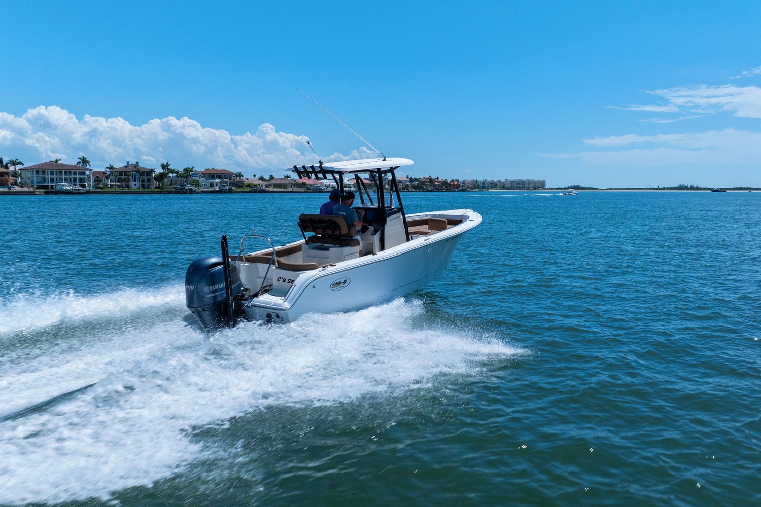 Slide: The Image of Sea Hunt ULTRA 229 SE 2022 - 12