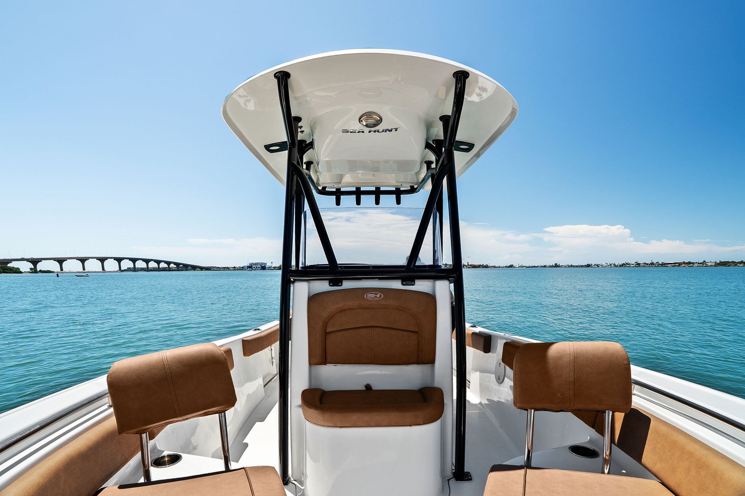 Slide: The Image of Sea Hunt ULTRA 229 SE 2022 - 25