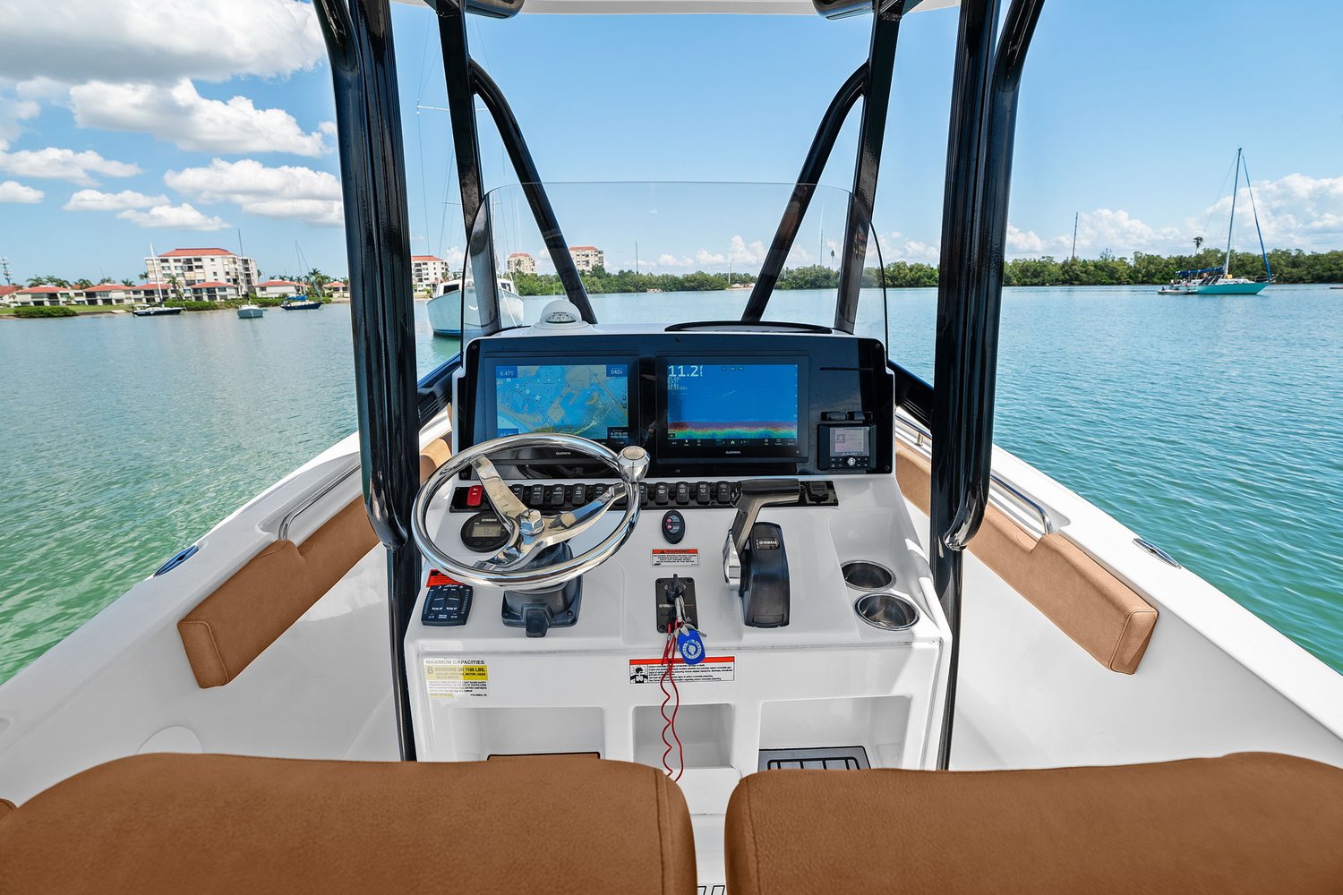 Slide: The Image of Sea Hunt ULTRA 229 SE 2022 - 37