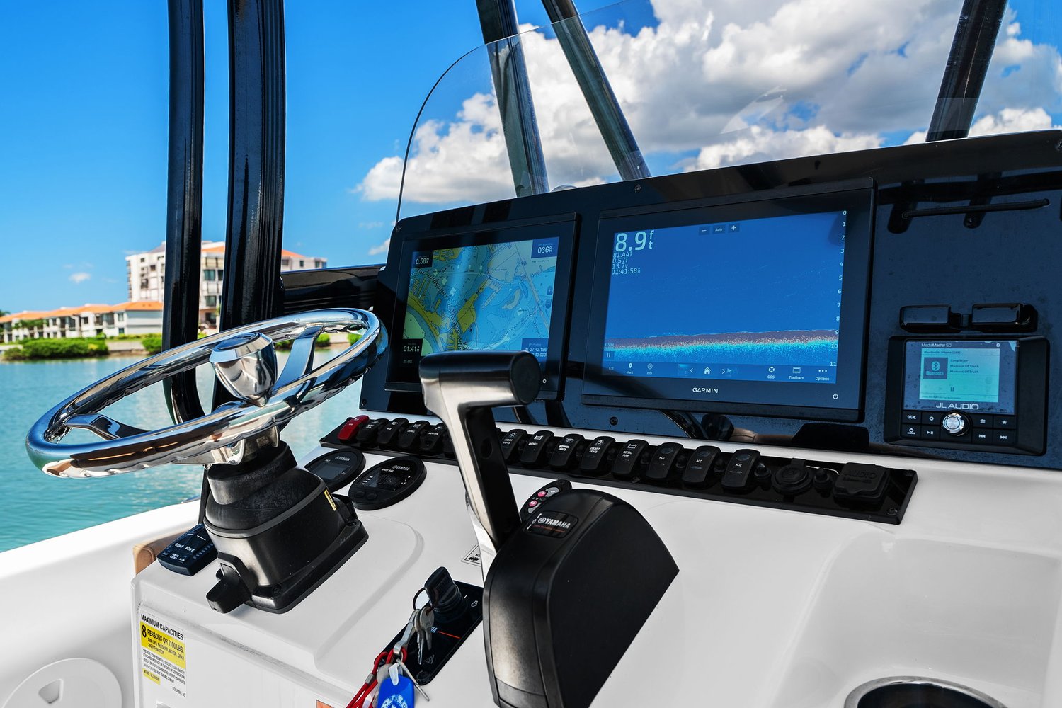 Slide: The Image of Sea Hunt ULTRA 229 SE 2022 - 40