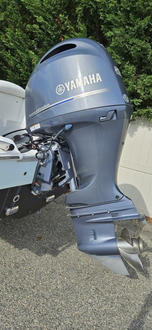 Slide: The Image of Sea Hunt Ultra 235 SE 2018 - 5382298