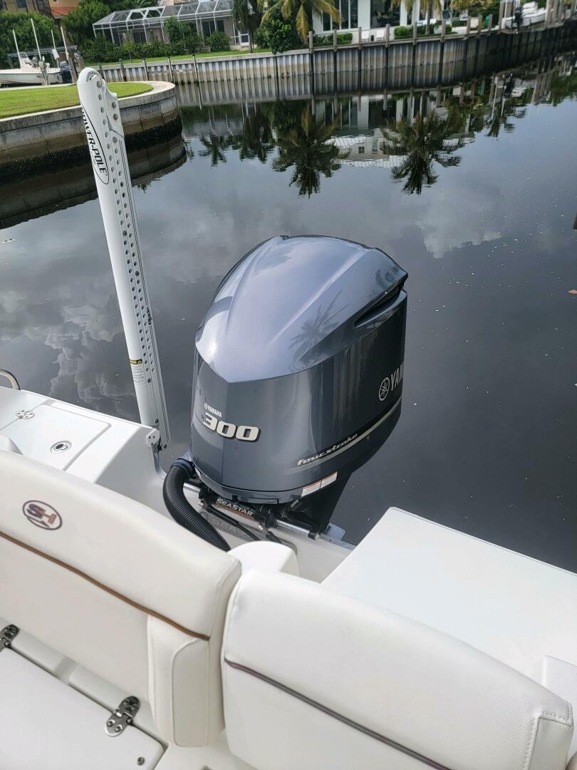 Slide: The Image of Sea Hunt Ultra 255 SE 2018 - 5157866
