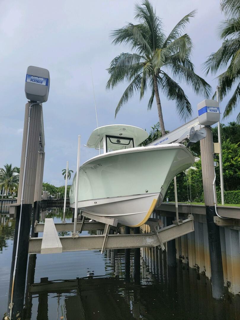 Slide: The Image of Sea Hunt Ultra 255 SE 2018 - 5157854