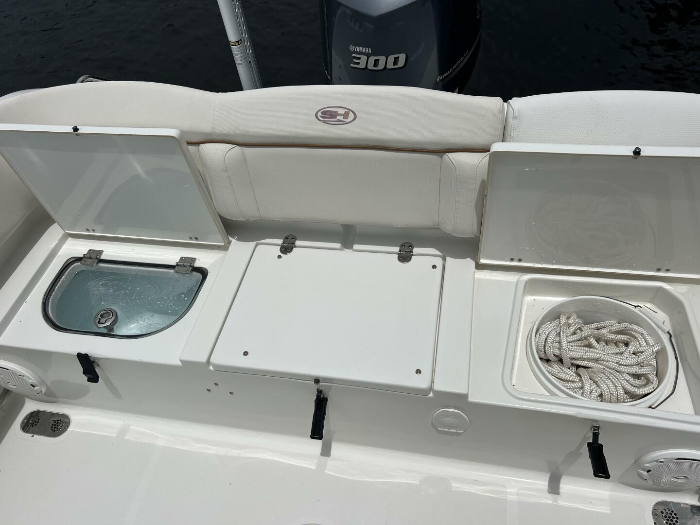 Slide: The Image of Sea Hunt Ultra 255 SE 2018 - 5157865