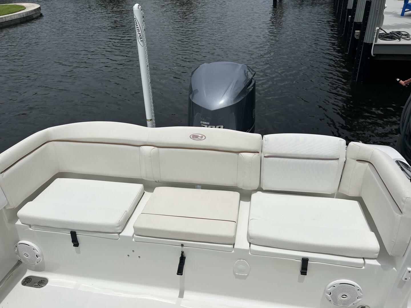 Slide: The Image of Sea Hunt Ultra 255 SE 2018 - 5157868