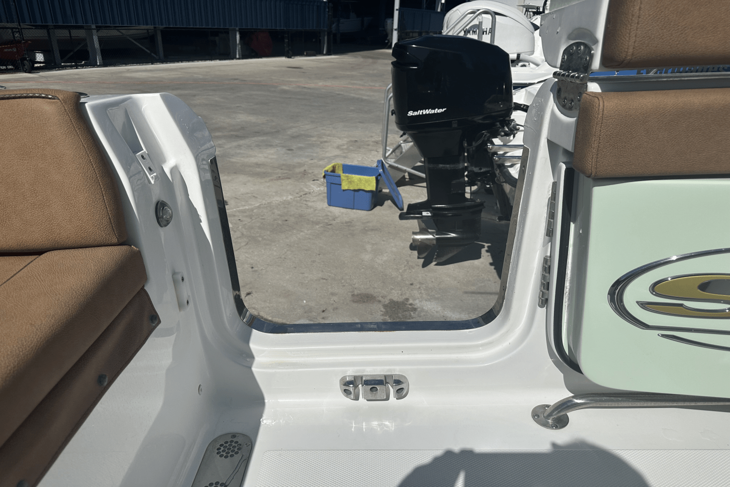Slide: The Image of Sea Hunt ULTRA 265 SE 2022 - 16