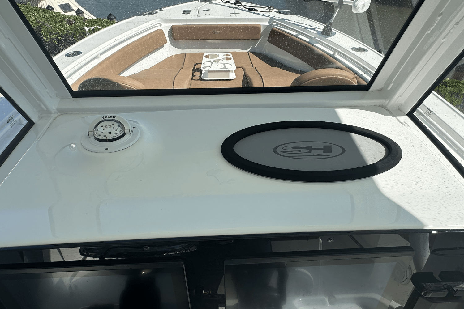 Slide: The Image of Sea Hunt ULTRA 265 SE 2022 - 30