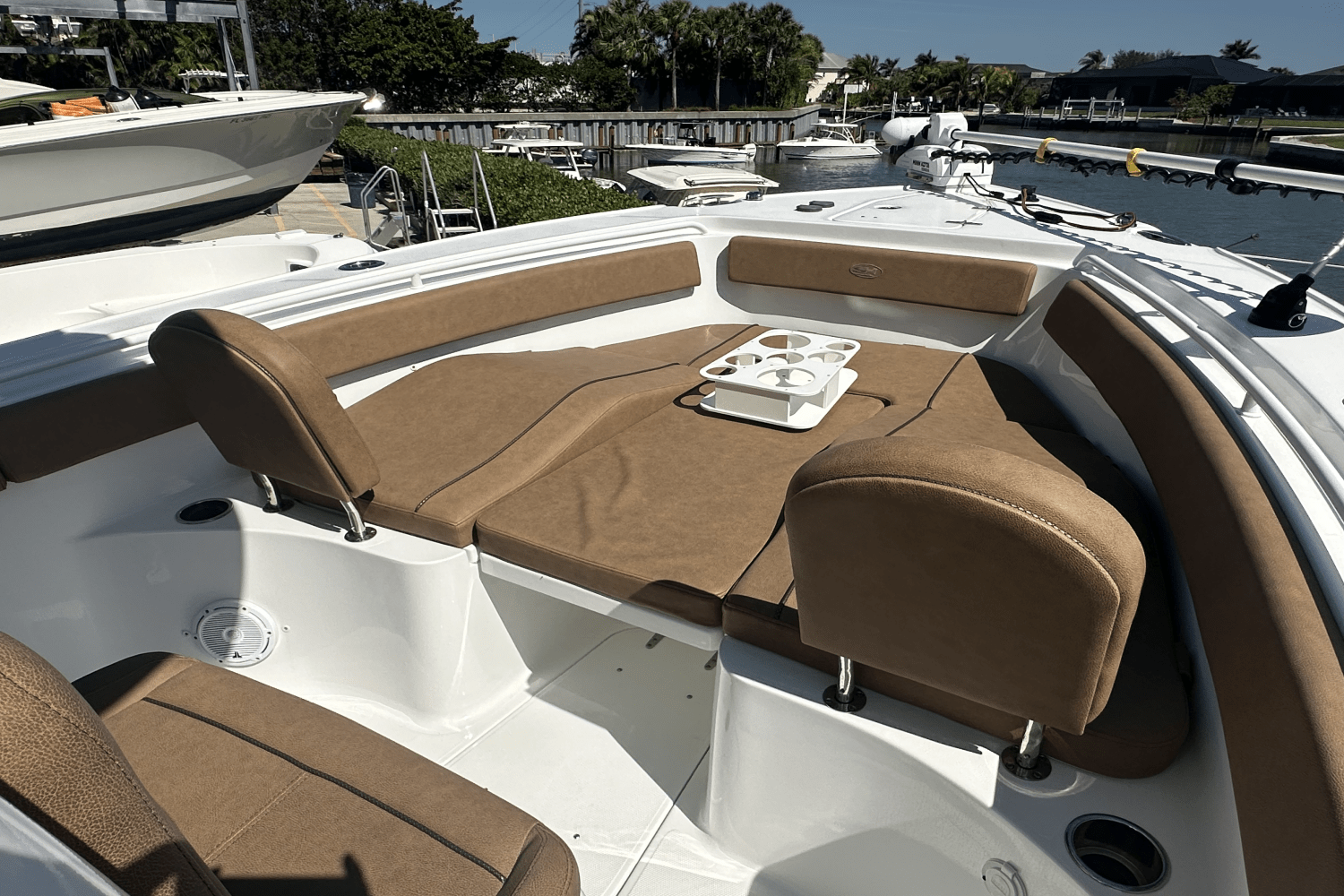 Slide: The Image of Sea Hunt ULTRA 265 SE 2022 - 39