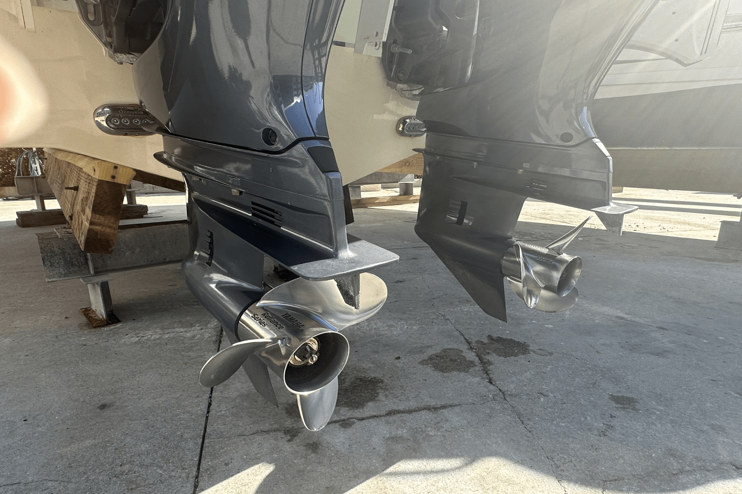 Slide: The Image of Sea Hunt ULTRA 265 SE 2022 - 8