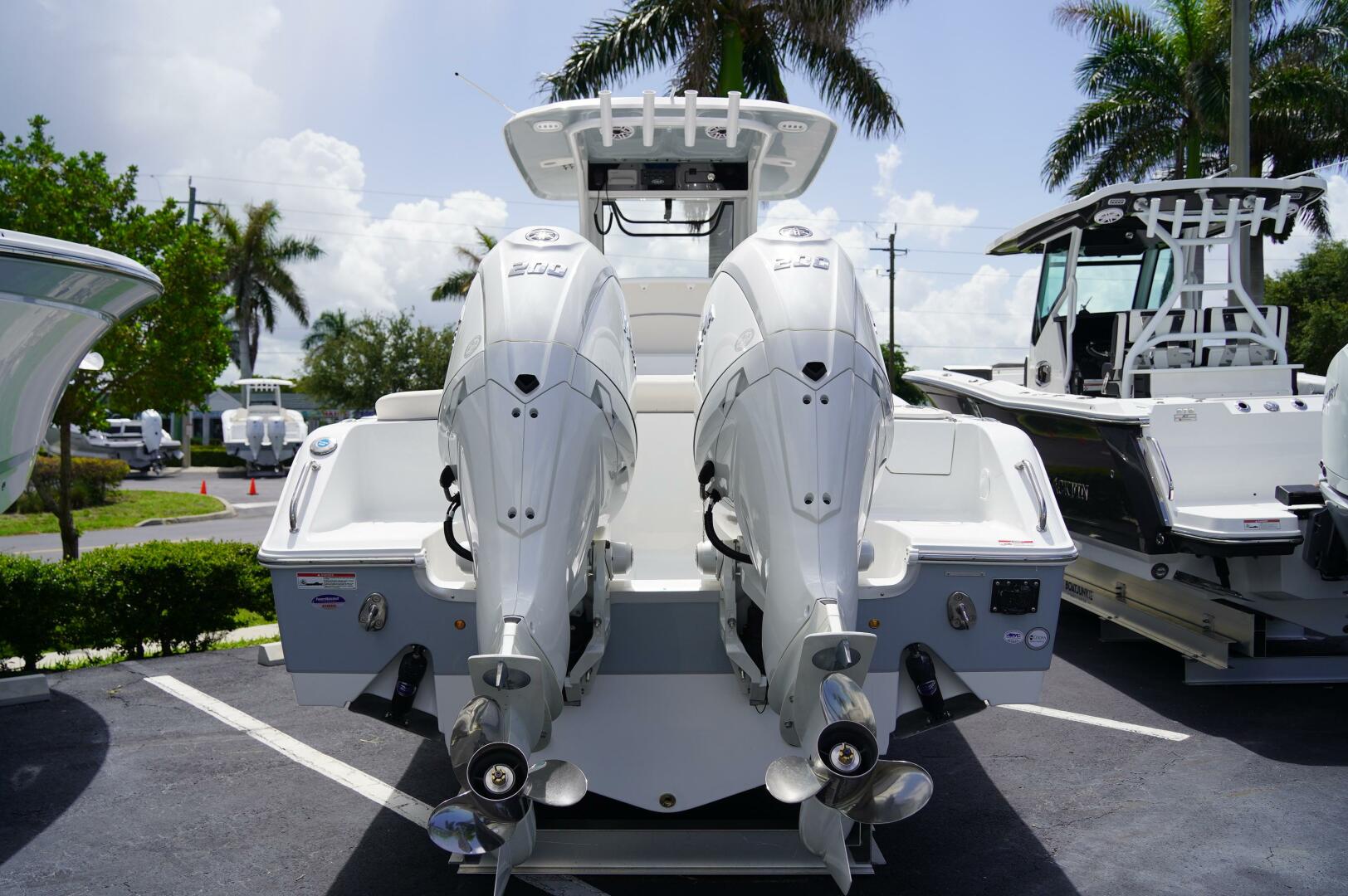 Slide: The Image of Sea Hunt Ultra 265 SE 2026 - 5421919