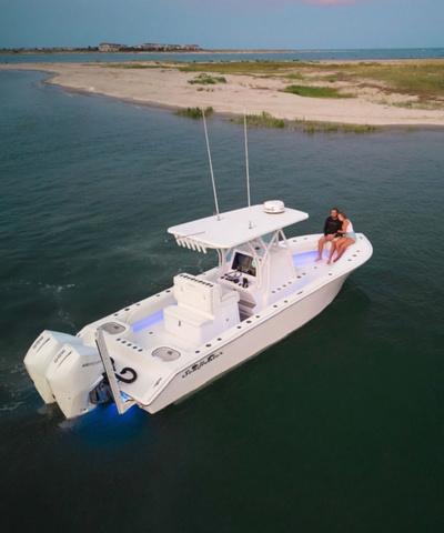 Slide: The Image of SeaHunter 28 Floridian 2023 - 2