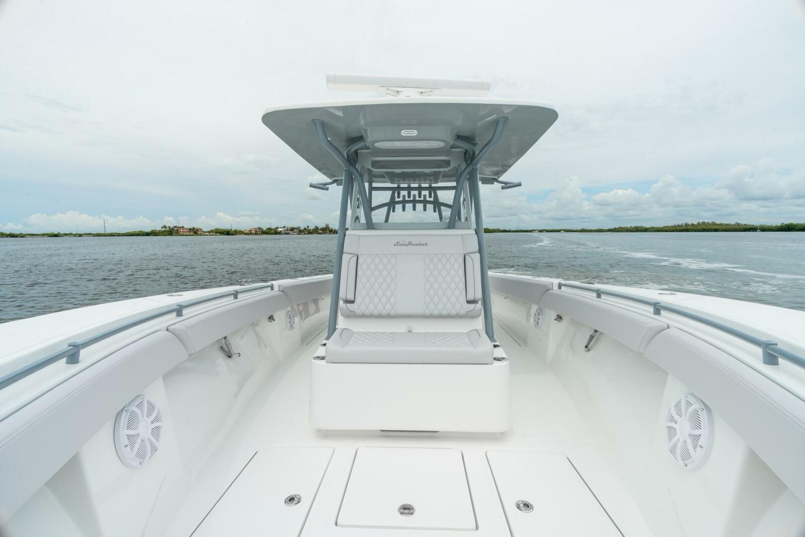 Slide: The Image of 2024 Sea Hunter 33 - Bow 2024 Sea Hunter 33 Tournament "TRIPLE C" - 5051061