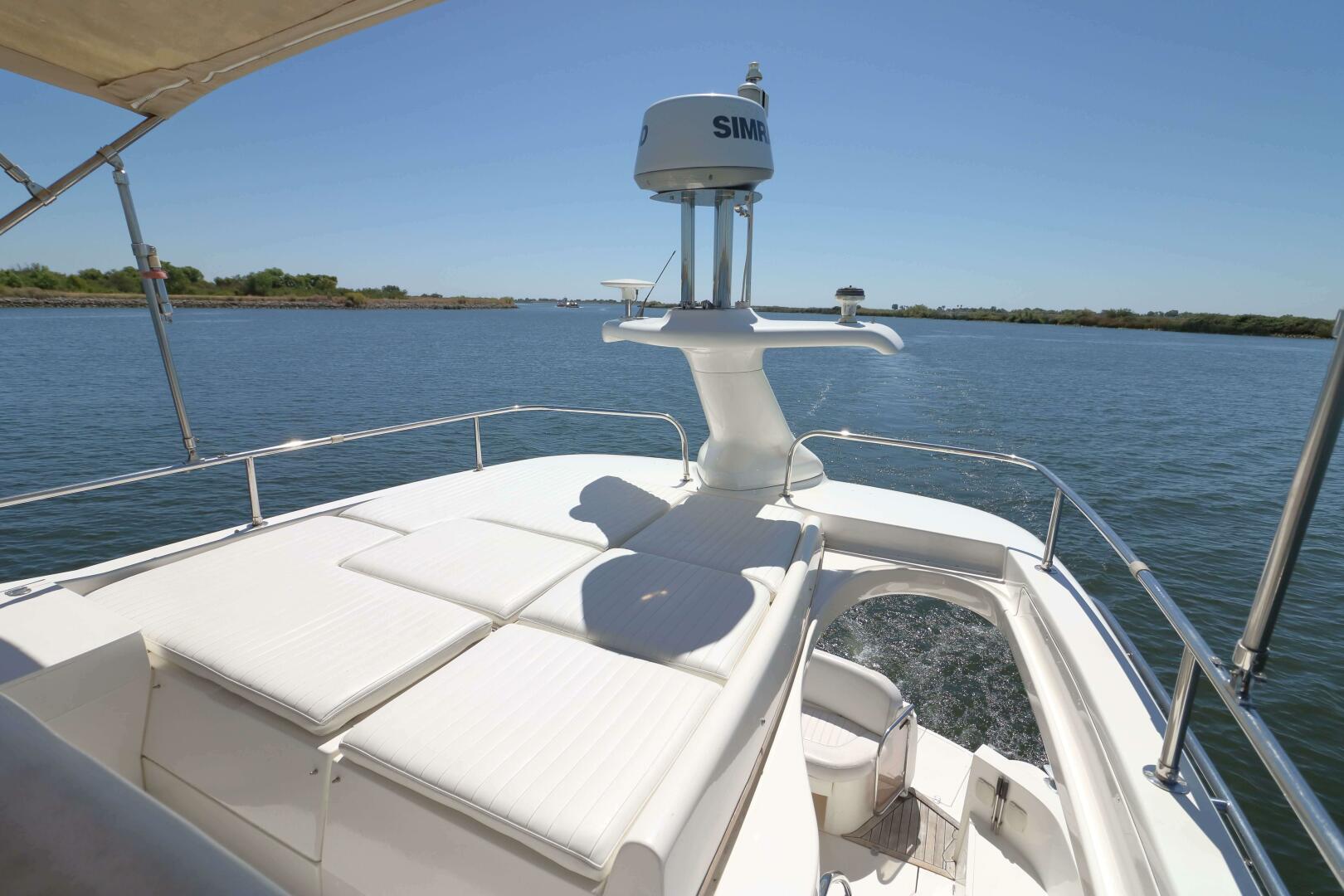 Slide: The Image of Sealine F37 2000 - 5473424