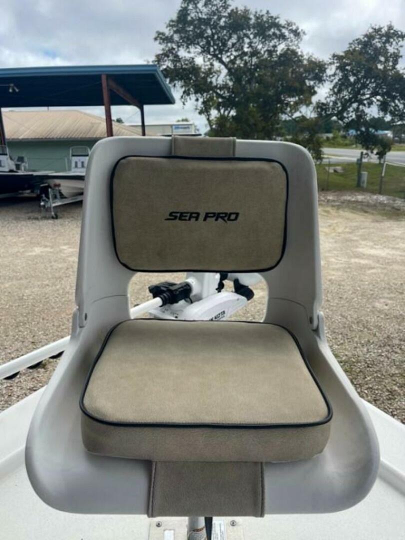 Slide: The Image of Sea Pro 208 Bay 2023 - 4314805