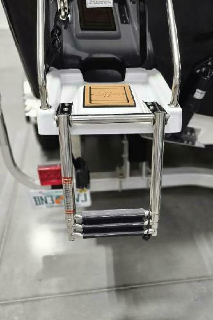 Slide: The Image of Sea Pro 208 Bay 2023 - 5130638