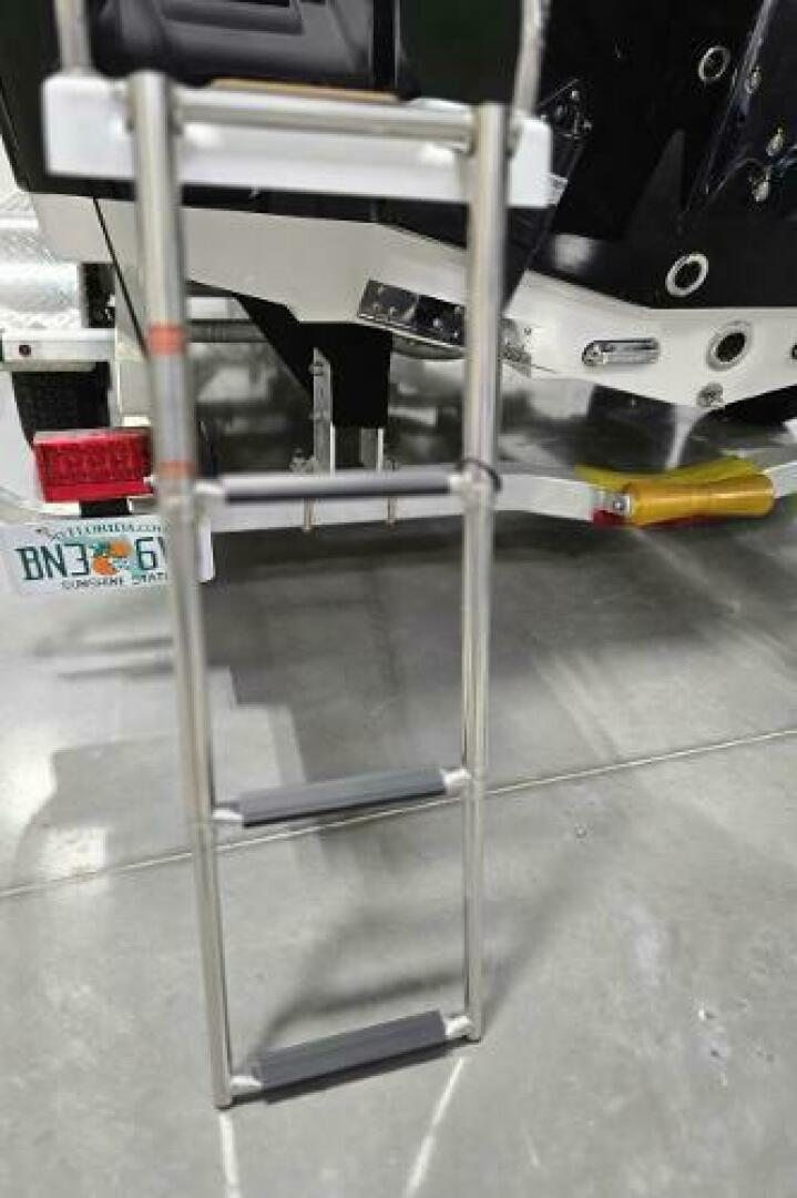 Slide: The Image of Sea Pro 208 Bay 2023 - 5130639