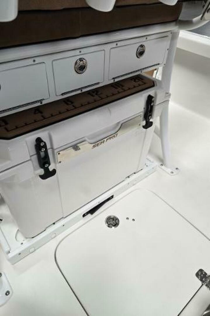 Slide: The Image of Sea Pro 208 Bay 2023 - 5130652