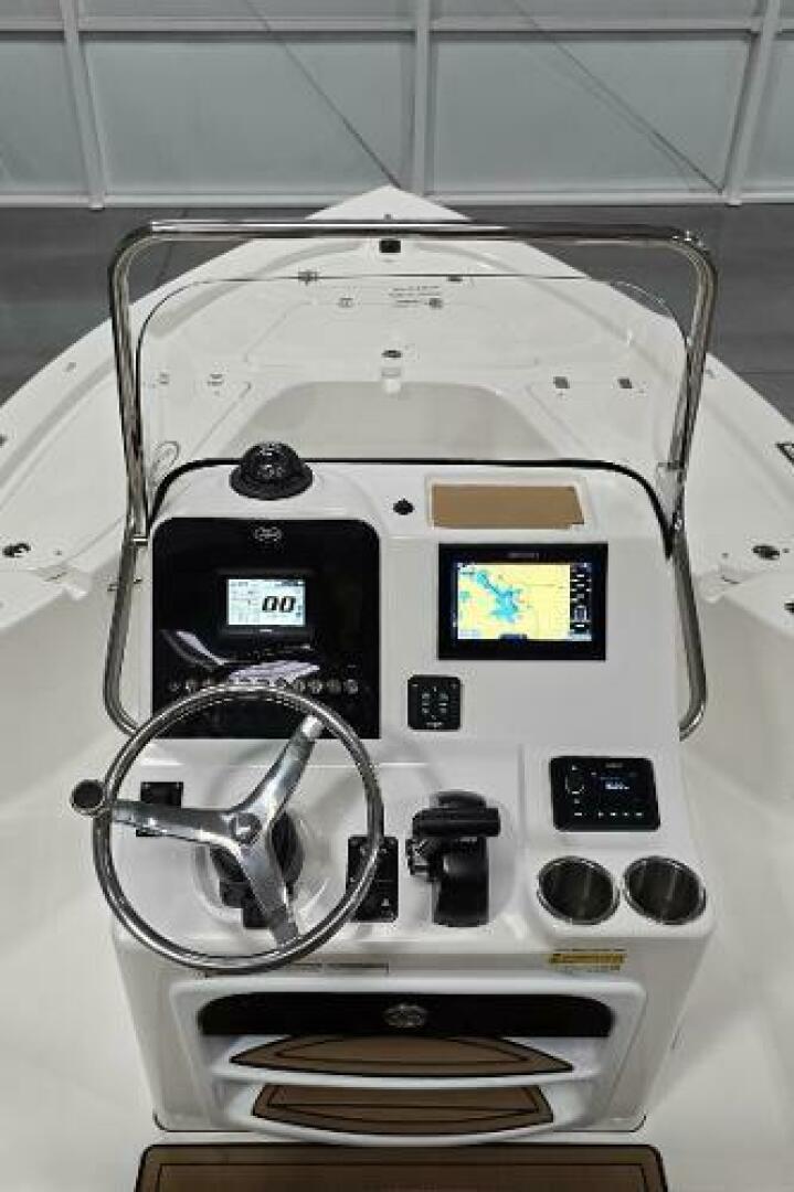 Slide: The Image of Sea Pro 208 Bay 2023 - 5130656