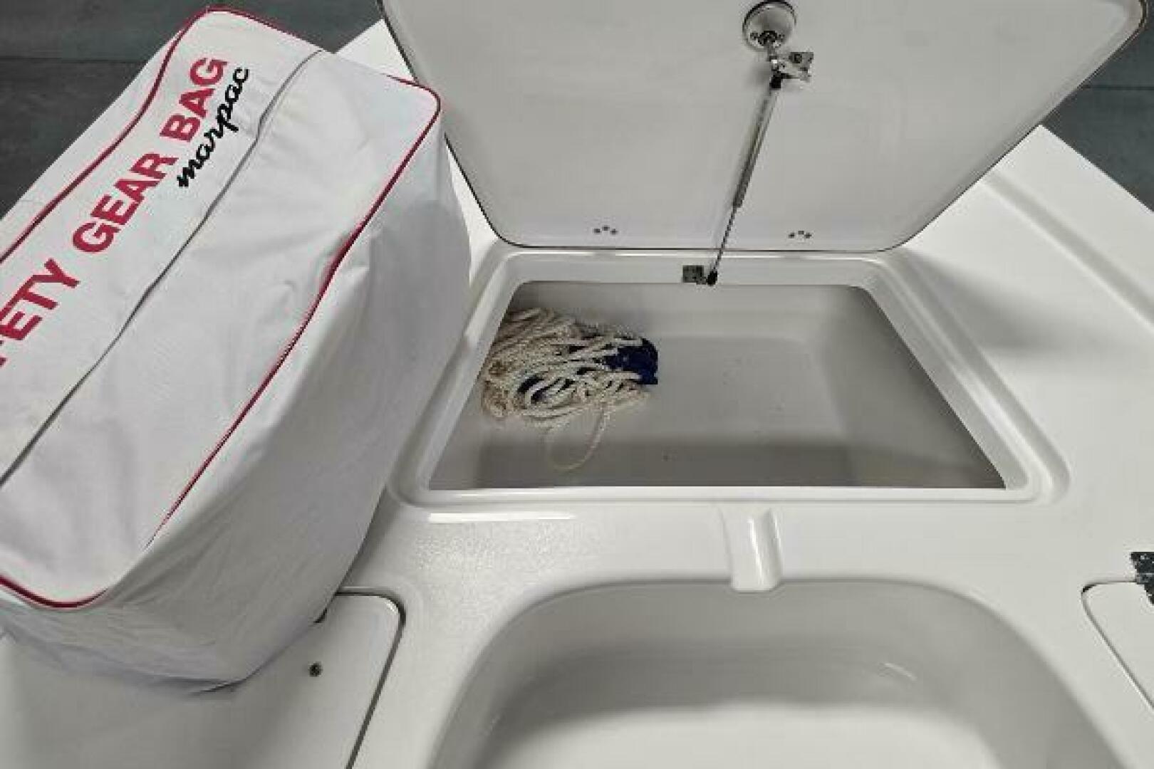 Slide: The Image of Sea Pro 208 Bay 2023 - 5130667