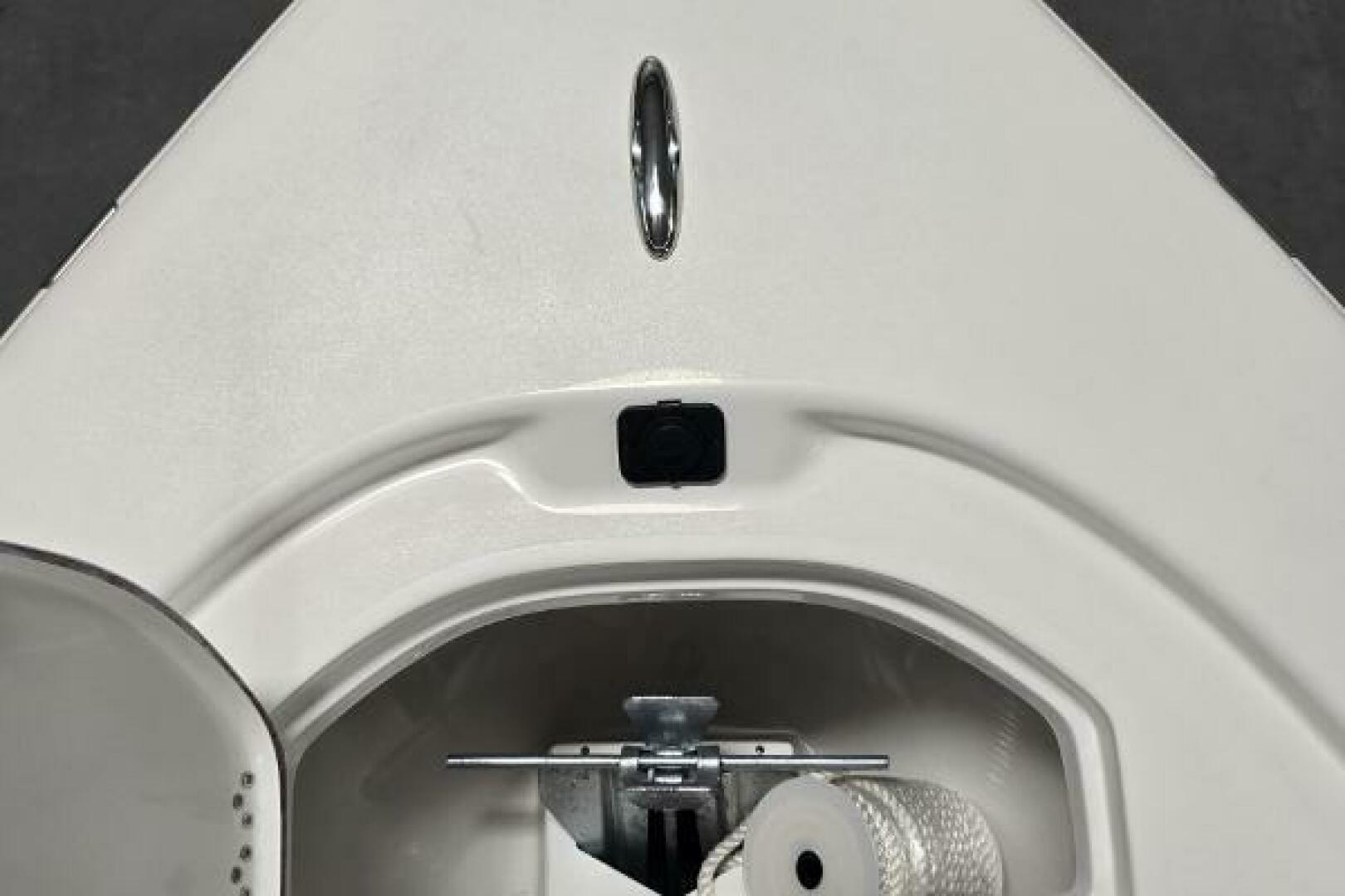 Slide: The Image of Sea Pro 208 Bay 2023 - 5130668