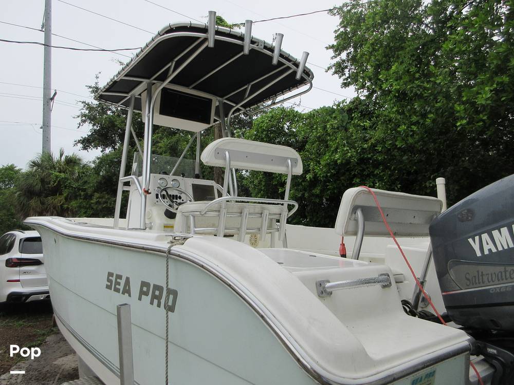 Slide: The Image of Sea Pro 220CC 2003 - 0