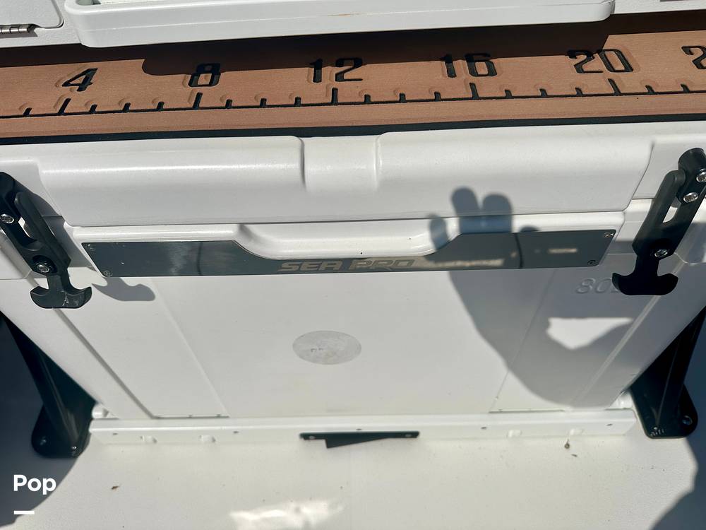 Slide: The Image of Tackle Center - 15864969