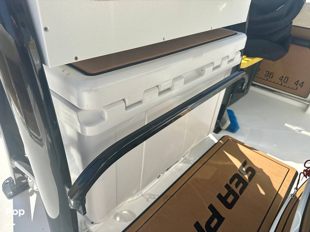 Slide: The Image of Cooler Seat W/backrest - 15864970