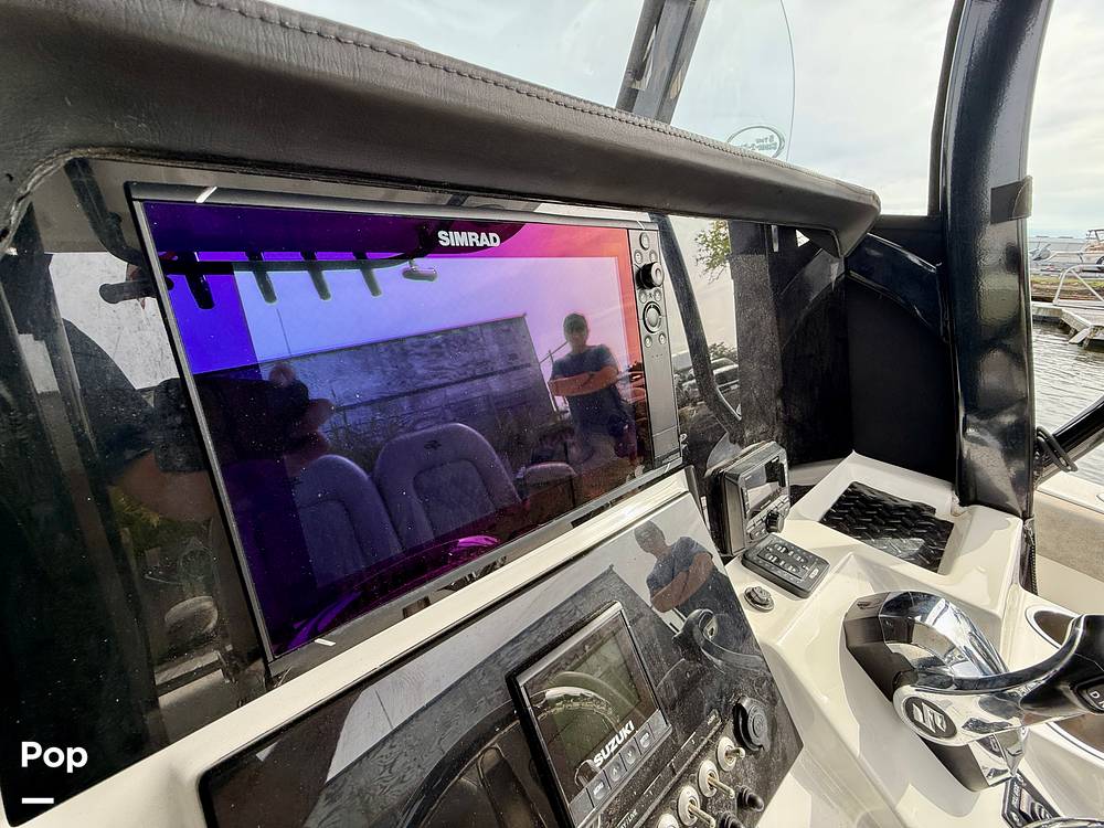 Slide: The Image of Sea Pro 239DV DLX 2021 - 15899022