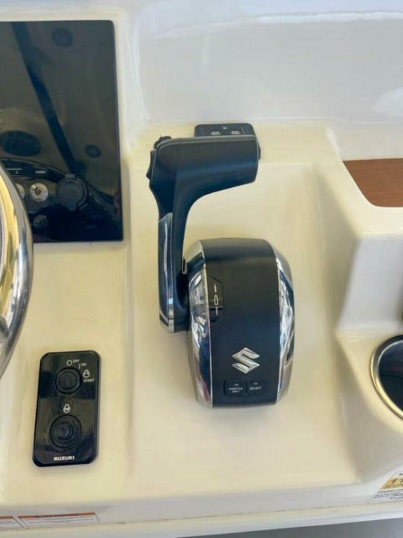 Slide: The Image of Sea Pro 242 Center Console 2024 - 4314817