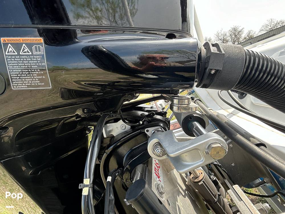 Slide: The Image of Engine Intake - 13886515
