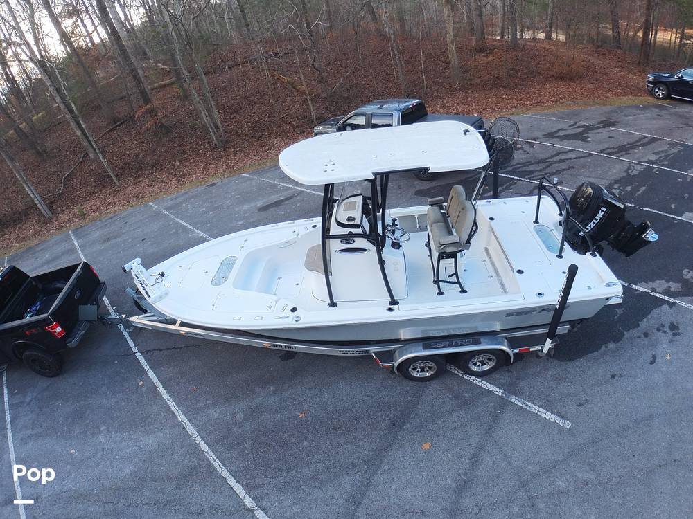Slide: The Image of Sea Pro 248 Bay 2022 - 19