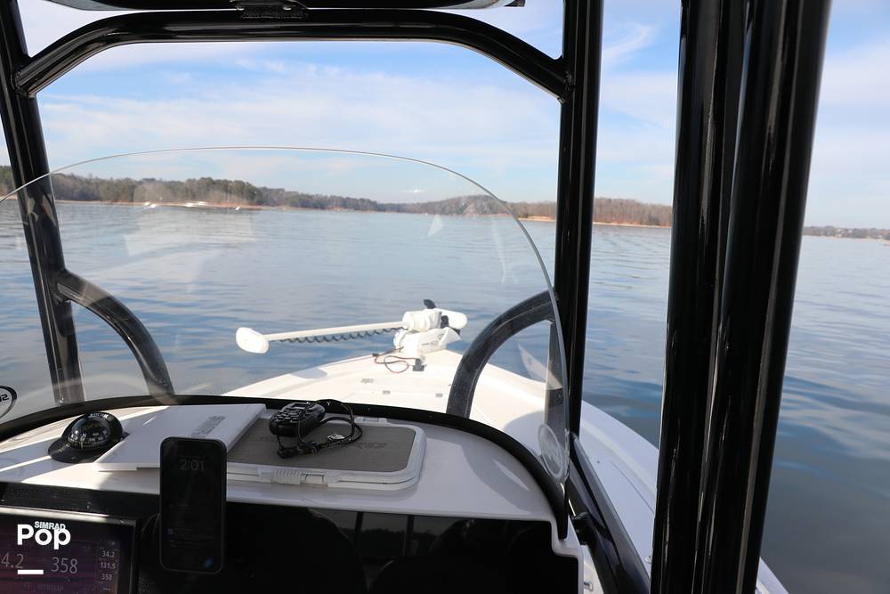 Slide: The Image of Sea Pro 248 Bay 2022 - 25