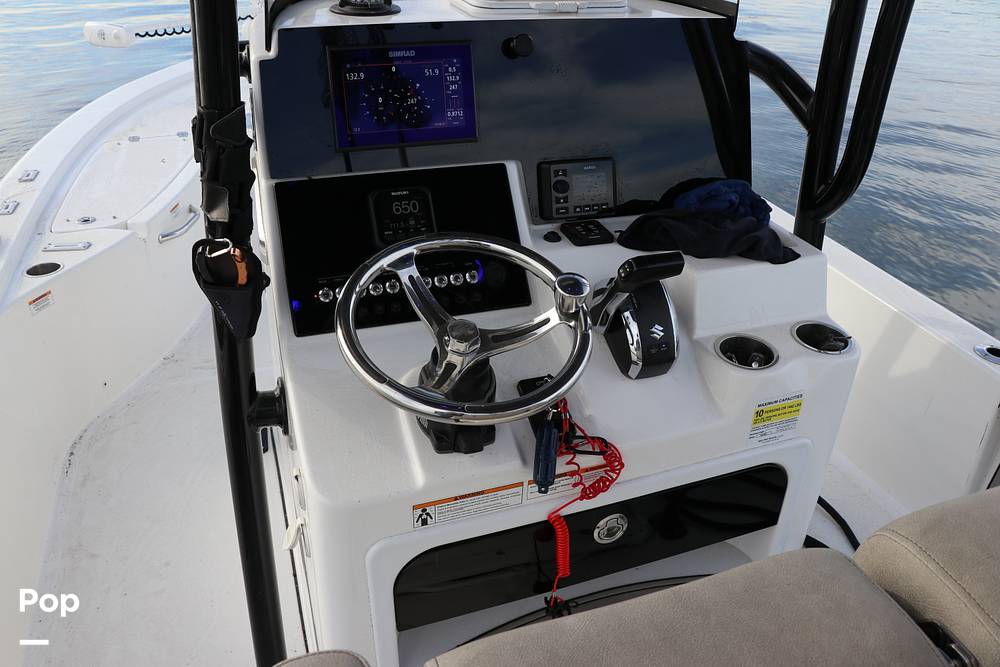 Slide: The Image of Sea Pro 248 Bay 2022 - 3