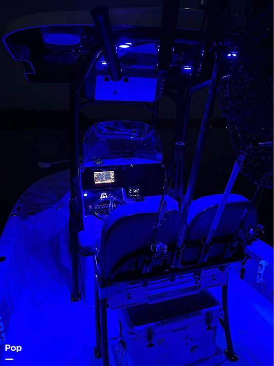 Slide: The Image of Sea Pro 248 Bay 2022 - 34