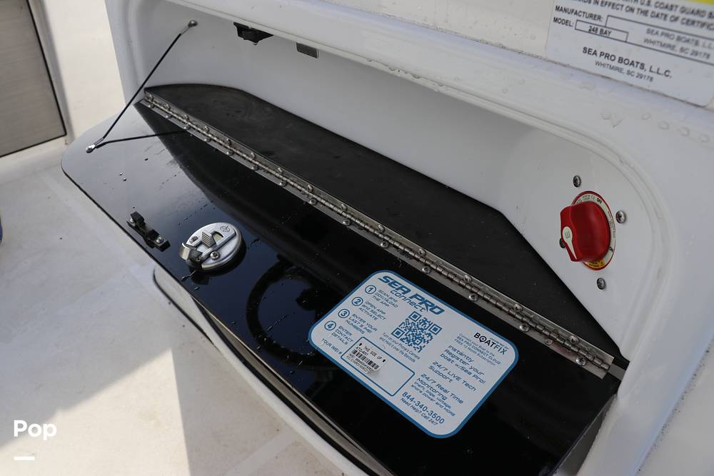 Slide: The Image of Sea Pro 248 Bay 2022 - 58
