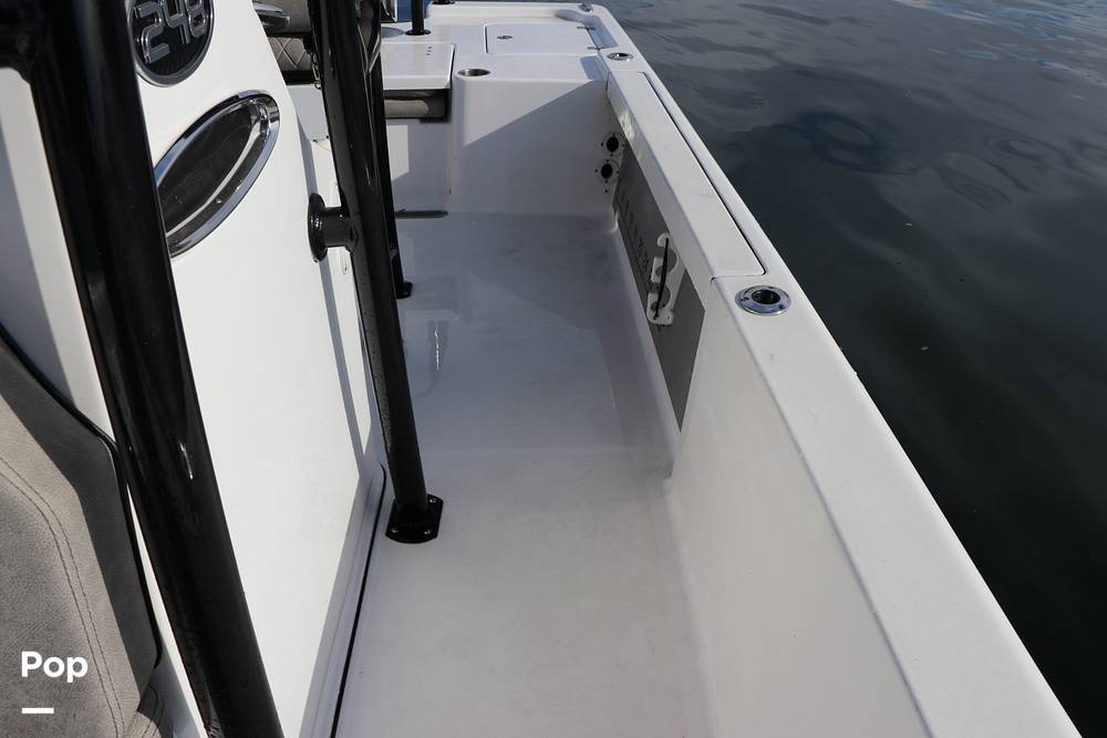 Slide: The Image of Sea Pro 248 Bay 2022 - 68