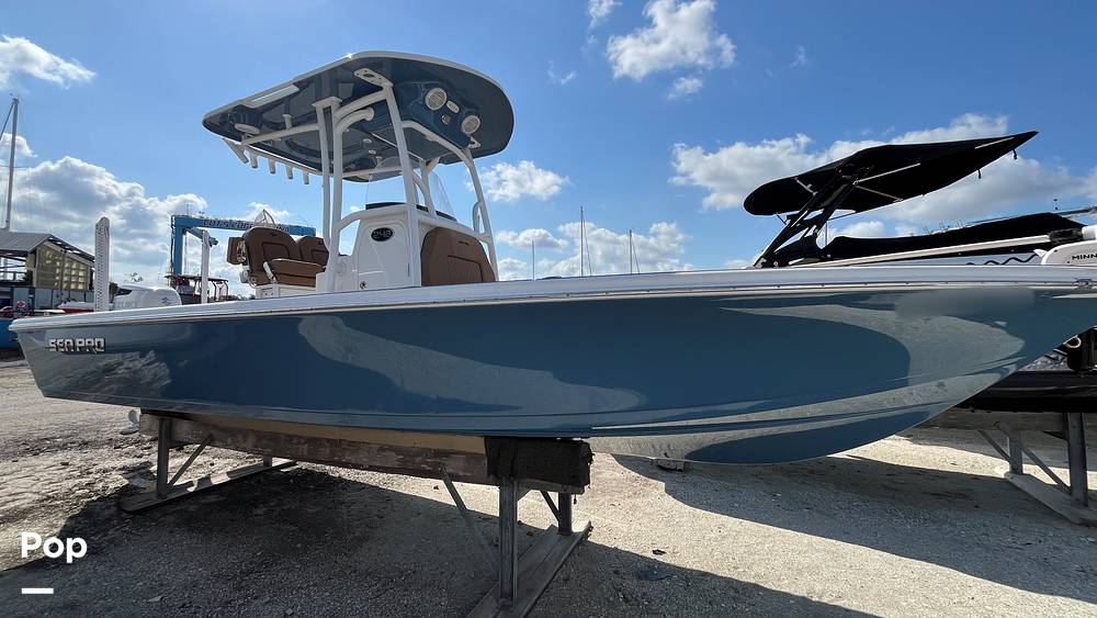 Slide: The Image of Sea Pro 248 Bay 2024 - 15489638