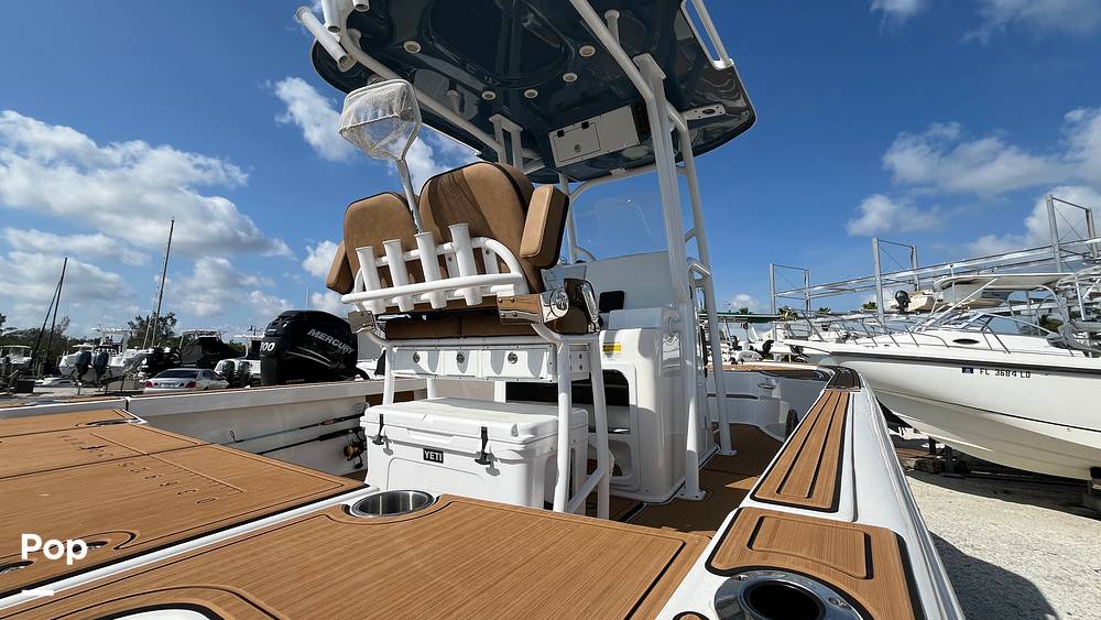 Slide: The Image of Sea Pro 248 Bay 2024 - 15489655