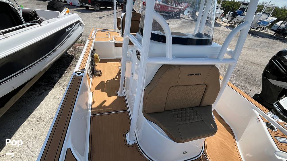 Slide: The Image of Sea Pro 248 Bay 2024 - 15489659