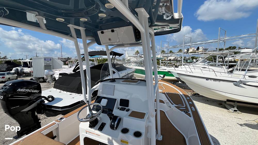 Slide: The Image of Sea Pro 248 Bay 2024 - 15489668