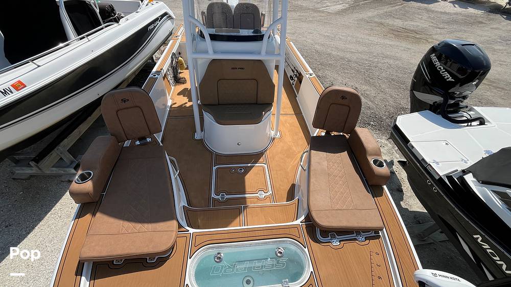 Slide: The Image of Sea Pro 248 Bay 2024 - 15489699