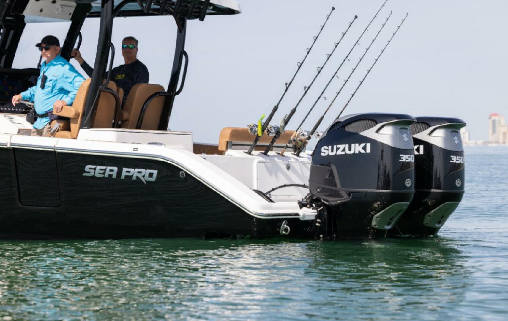 Slide: The Image of Sea Pro 322 Offshore 2025 - 4328831