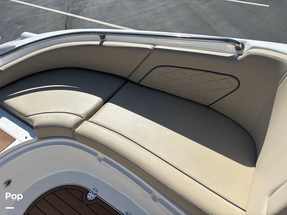 Slide: The Image of Sea Pro Citation 2400 2021 - 15284575