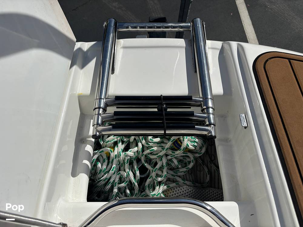 Slide: The Image of Sea Pro Citation 2400 2021 - 15284567